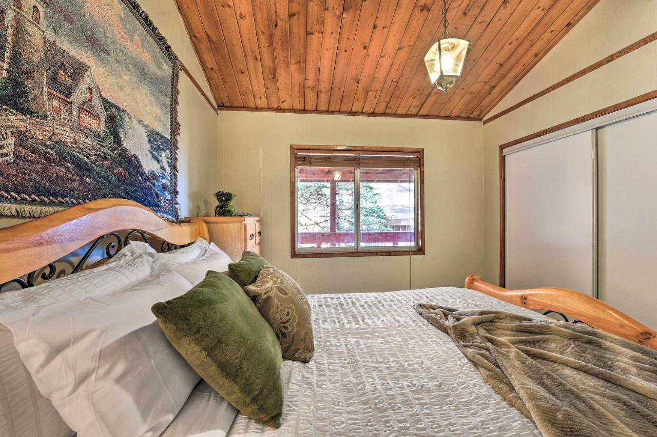 Lake Arrowhead Cabin With Deck And Stunning Mtn Views! San Bernardino Eksteriør bilde